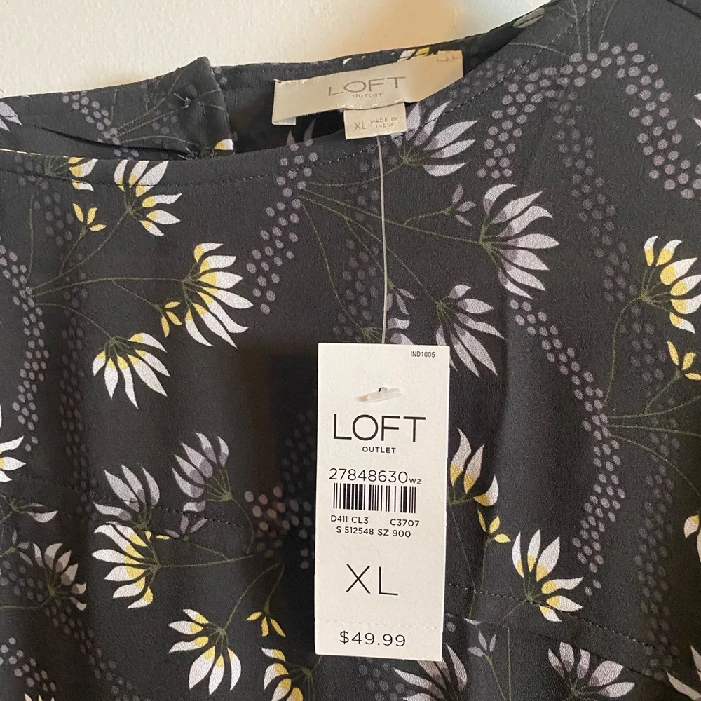 Loft blouse. - Picture 2 of 4
